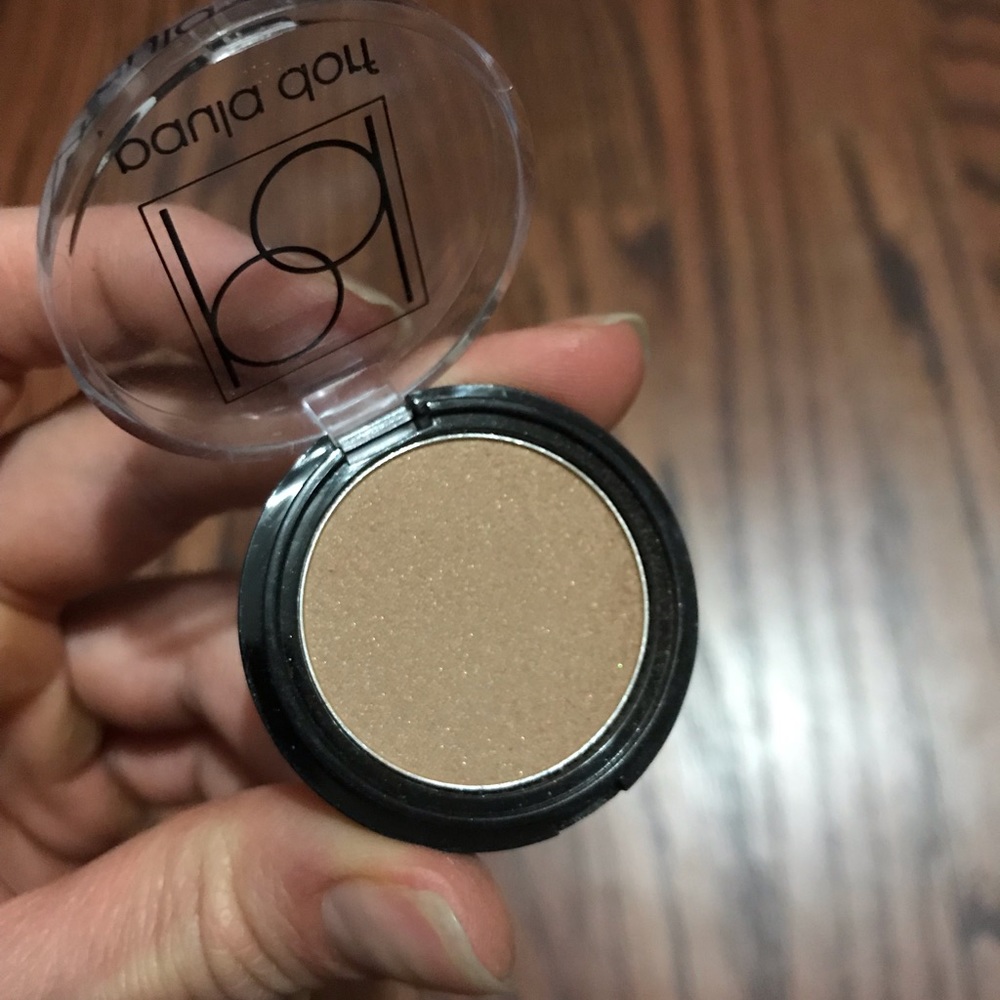 Paula Dorf bronzer